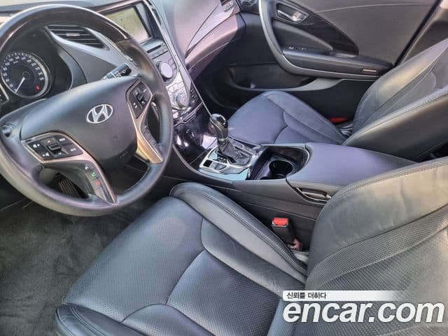 Hyundai Grandeur HG Modern, 2011 10