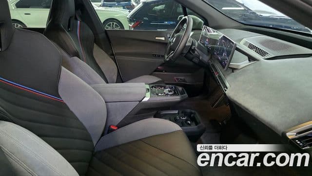 BMW iX xDrive45 M Sport, 2026 16