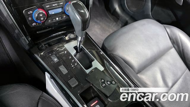 Renault Korea(Samsung) SM7 Nova LPLI 2.0 LPe для людей с инвалидностью, 2019 9