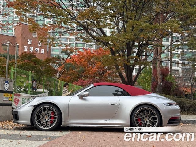 Porsche 911 (992) Carrera 4S кабриолет, 2024 3