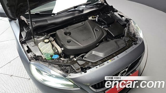 Volvo V40 2세대, 2018 6