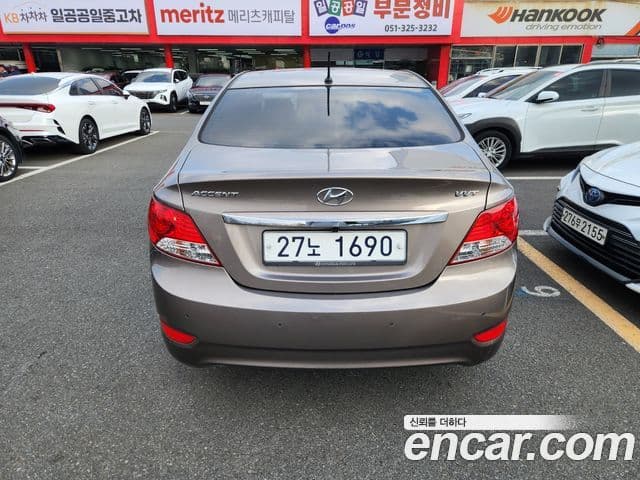 Hyundai Accent(новый кузов / новое поколение) Modern, 2014 4