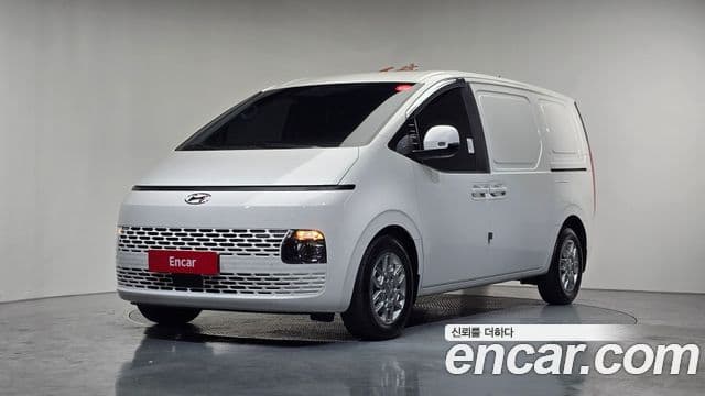 Hyundai Staria Modern, 2024 1