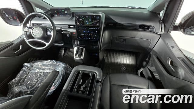 Hyundai Staria Modern, 2024 7