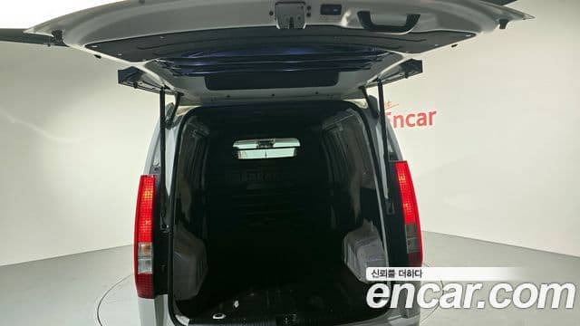 Hyundai Staria Modern, 2024 20