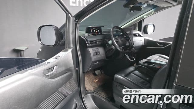 Hyundai Staria Modern, 2022 10