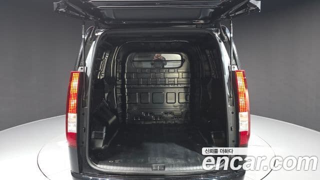 Hyundai Staria Modern, 2022 20