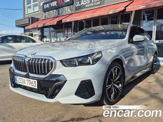 BMW 5시리즈 (G60) 530i xDrive M Sport, 2026 2