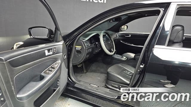 Hyundai Genesis Dynamic, 2014 10