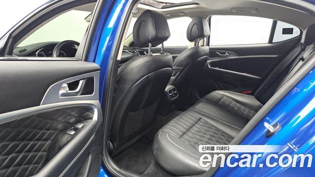 Genesis The / новый New G70, 2021 12