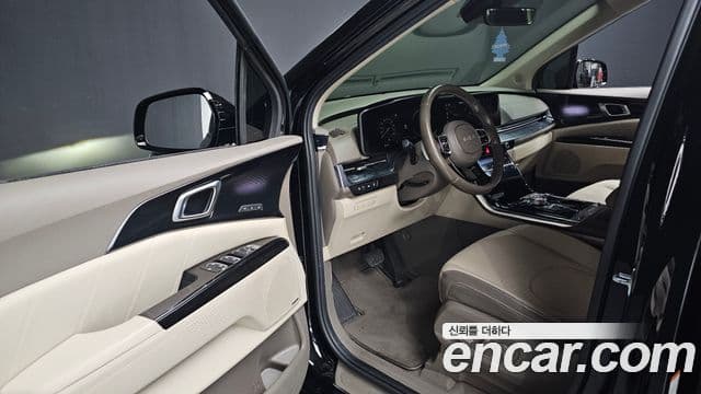 Kia Carnival 4세대 Signature, 2022 11