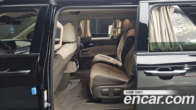 Kia Carnival 4세대 Signature, 2022 12