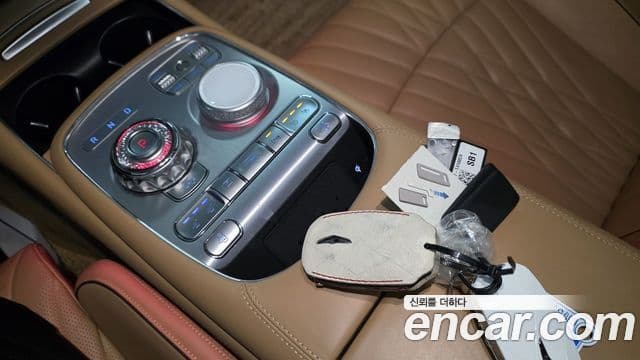 Genesis G90 (RS4) бензин 3.5 турбо AWD, 2023 12