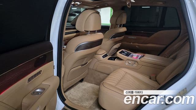 Genesis G90 (RS4) бензин 3.5 турбо AWD, 2023 17