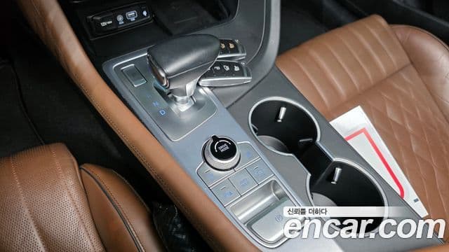 Genesis G70 Elite, 2019 9