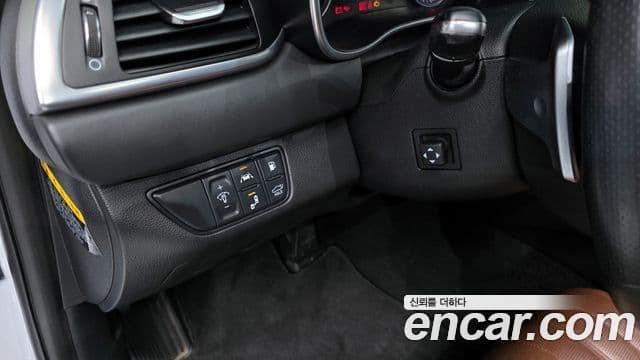 Genesis G70 Elite, 2019 16