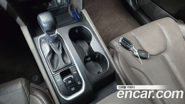 Hyundai Santa Fe TM Exclusive, 2020 9