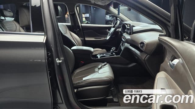 Hyundai Santa Fe TM Exclusive, 2020 11