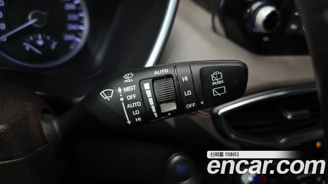 Hyundai Santa Fe TM Exclusive, 2020 16