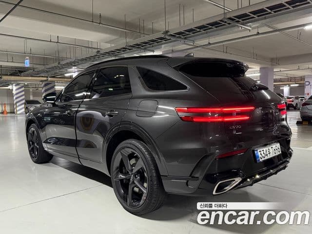 Genesis GV70, 2025 4