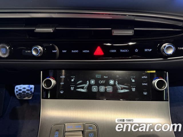 Genesis GV70, 2025 10