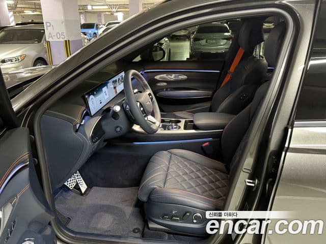 Genesis GV70, 2025 12
