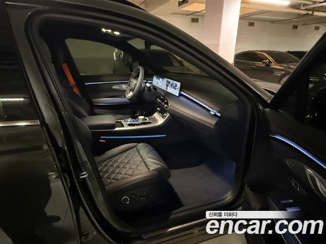 Genesis GV70, 2025 14