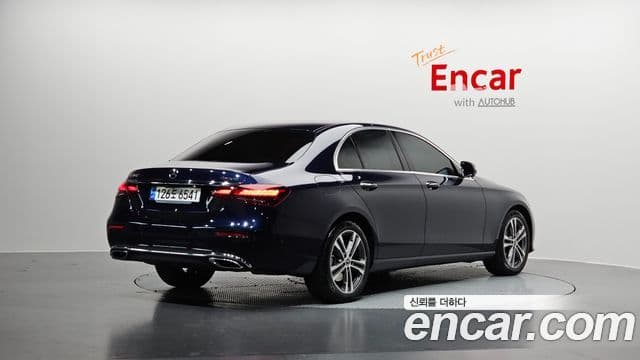 Mercedes-Benz E-класс W213 Avantgarde, 2021 2