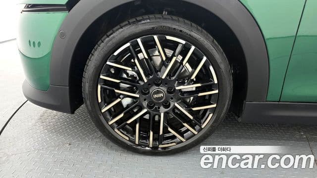 Mini Cooper S 4세대 favored, 2025 все фото