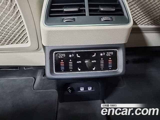 Audi e-Tron, 2020 13