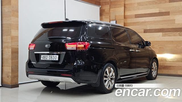 Kia All New Carnival Prestige, 2016 2