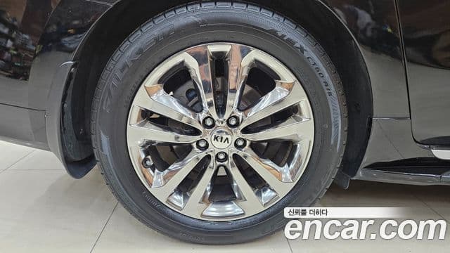 Kia All New Carnival Prestige, 2016 8