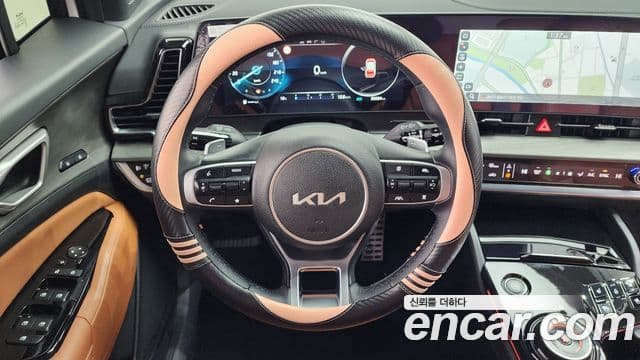 Kia Sportage 5세대 гибрид Signature 2WD, 2024 13