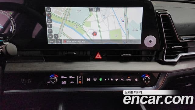 Kia Sportage 5세대 гибрид Signature 2WD, 2024 15