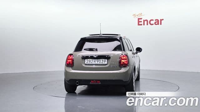 Mini Cooper 3세대, 2020 4