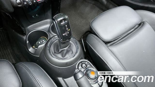 Mini Cooper 3세대, 2020 9