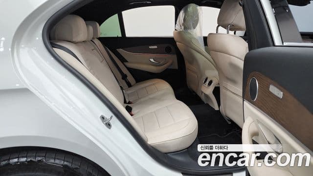 Mercedes-Benz E-класс W213 Exclusive, 2021 12