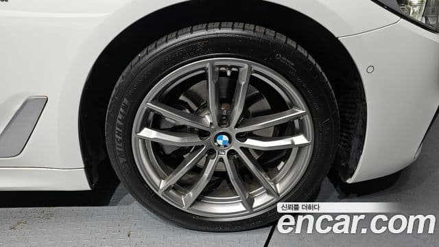 BMW 5시리즈 (G30) 520i M Sport, 2020 все фото