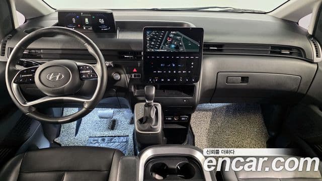 Hyundai Staria Modern, 2024 7