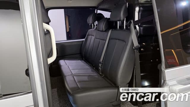 Hyundai Staria Modern, 2024 11