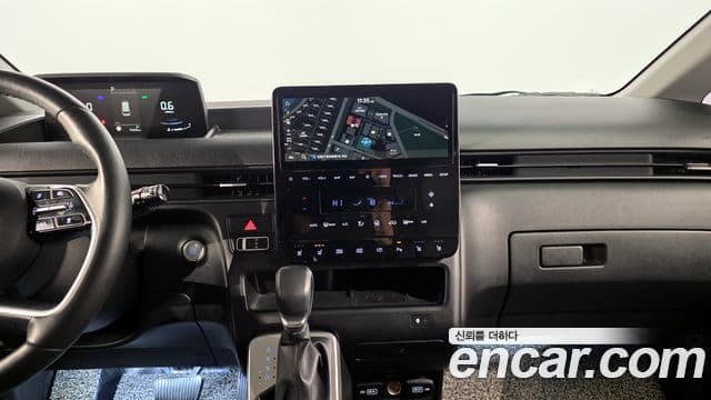 Hyundai Staria Modern, 2024 19