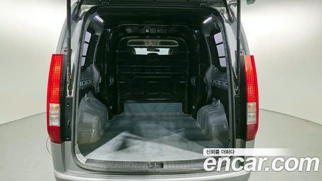 Hyundai Staria Modern, 2024 20