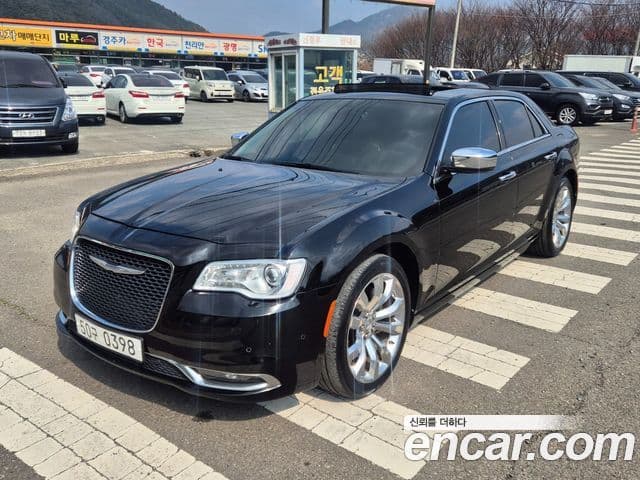 크라이슬러 The / новый New 300C