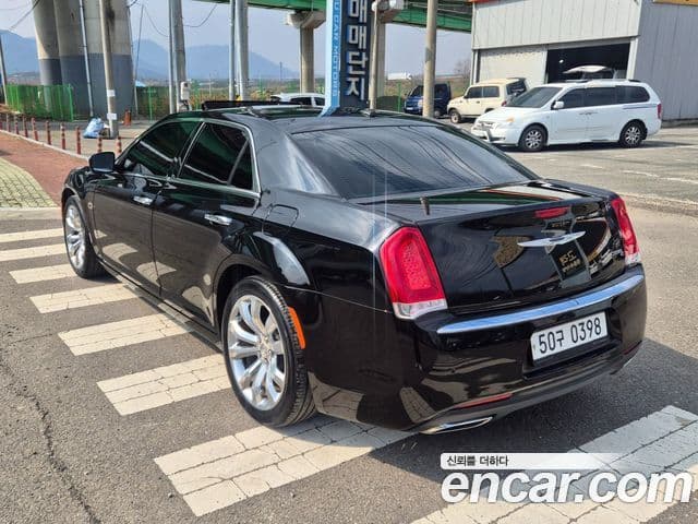 크라이슬러 The / новый New 300C, 2016 2