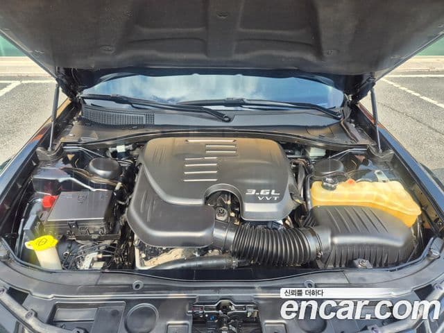 크라이슬러 The / новый New 300C, 2016 6