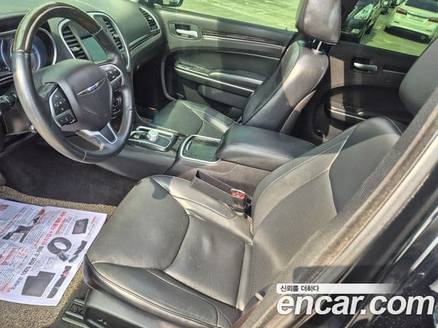 크라이슬러 The / новый New 300C, 2016 10