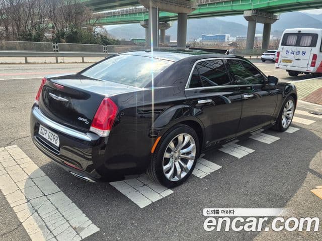 크라이슬러 The / новый New 300C, 2016 19