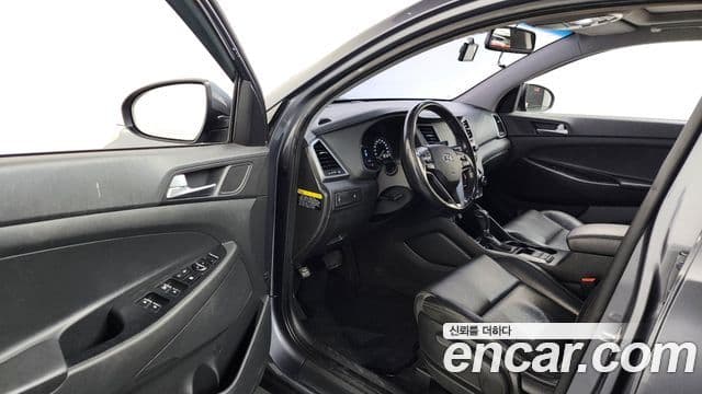 Hyundai All New Tucson Modern, 2016 10