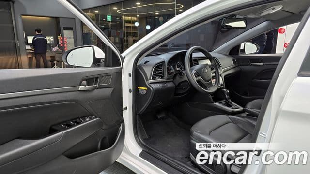 Hyundai Avante AD 1.6 GDI Value Plus, 2018 11