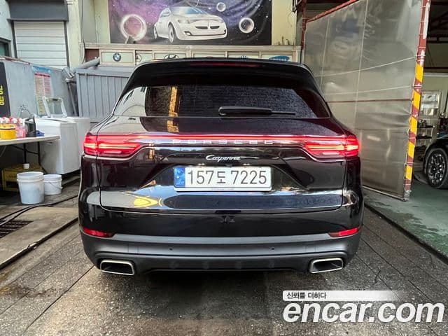 Porsche Cayenne (PO536), 2021 4